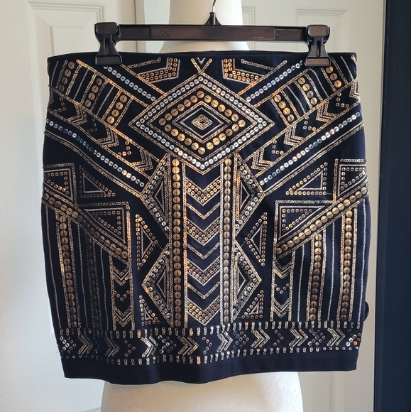 Express Black Mini Skirt with Sequins Geometric Design - Picture 1 of 7